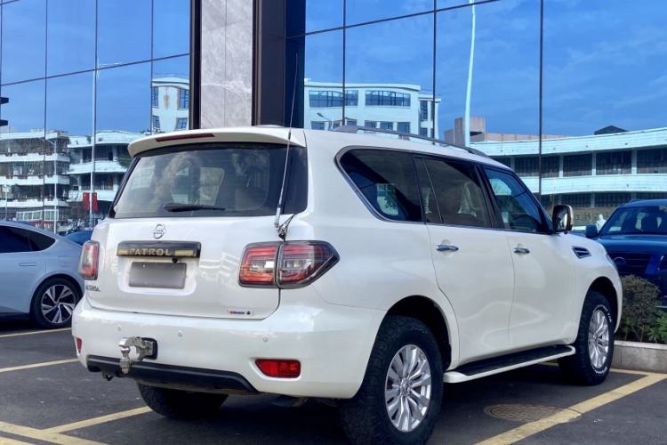 Used Nissan Patrol 2019 Y62 4.0L SE-T1 Middle East Exterior 4