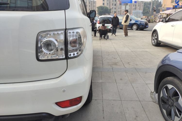 Used Nissan Patrol 2019 Y62 4.0L SE-T1 Middle East Exterior 6