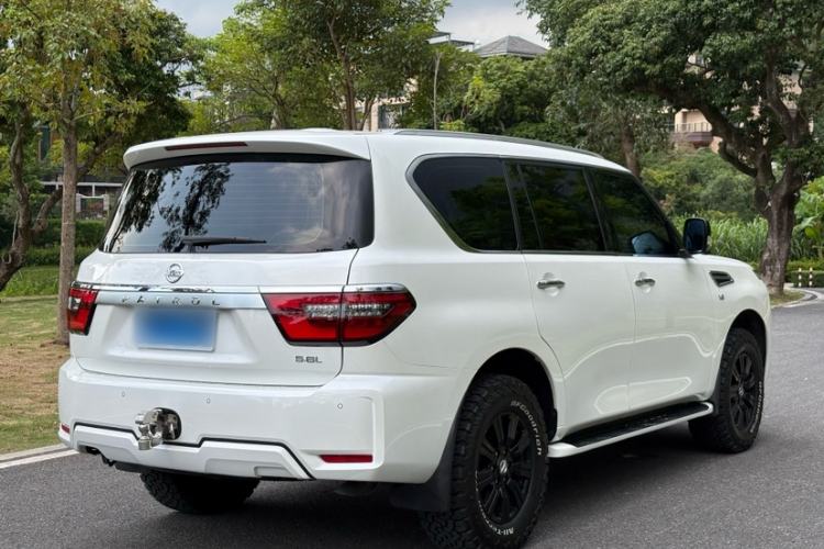 Used Nissan Patrol 2019 Y62 4.0L SE-T1 Middle East Exterior 7