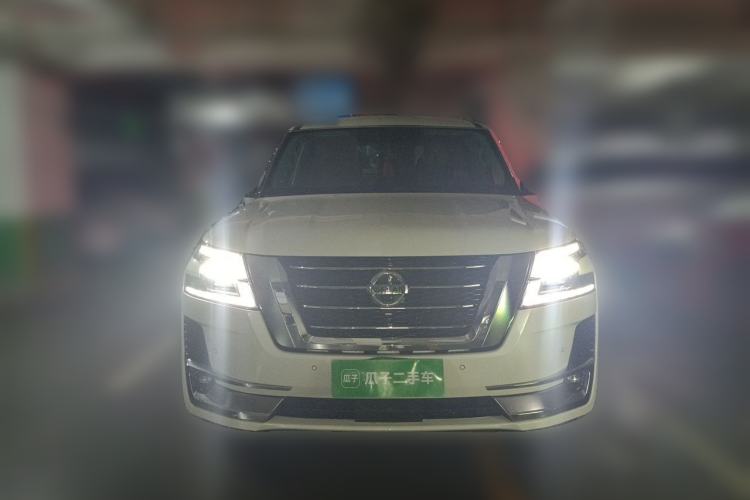 Used Nissan Patrol  Front