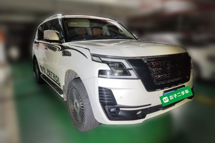 Used Nissan Patrol 2019 Y62 4.0L SE-T1 Middle East Front Right 45 Deg