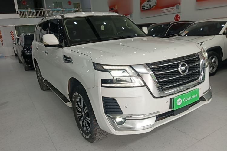Used Nissan Patrol 2019 Y62 4.0L SE-T1 Middle East Front Right 45 Deg