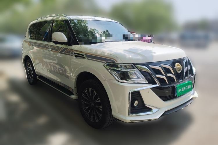 Used Nissan Patrol 2019 Y62 4.0L SE-T1 Middle East Front Right 45 Deg