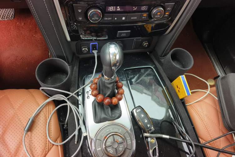 Used Nissan Patrol  Gear Lever