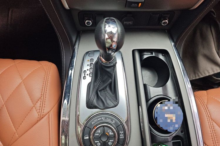 Used Nissan Patrol  Gear Lever
