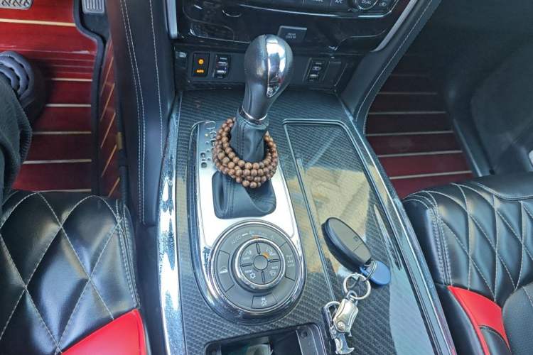 Used Nissan Patrol  Gear Lever