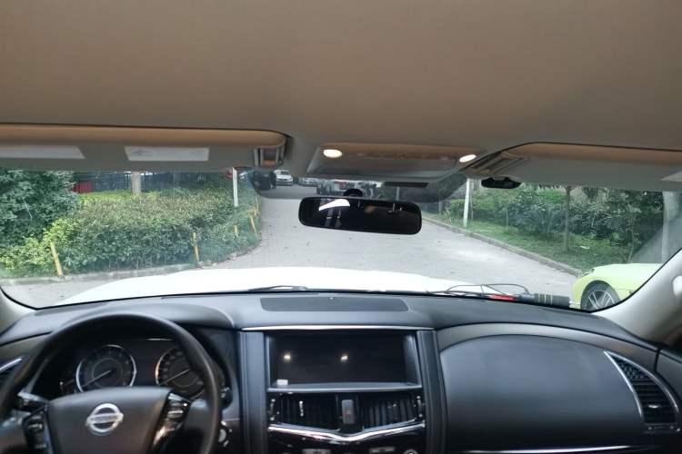 Used Nissan Patrol 2019 Y62 4.0L SE-T1 Middle East Headliner