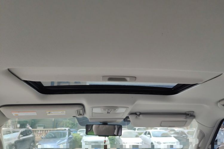 Used Nissan Patrol  Headliner