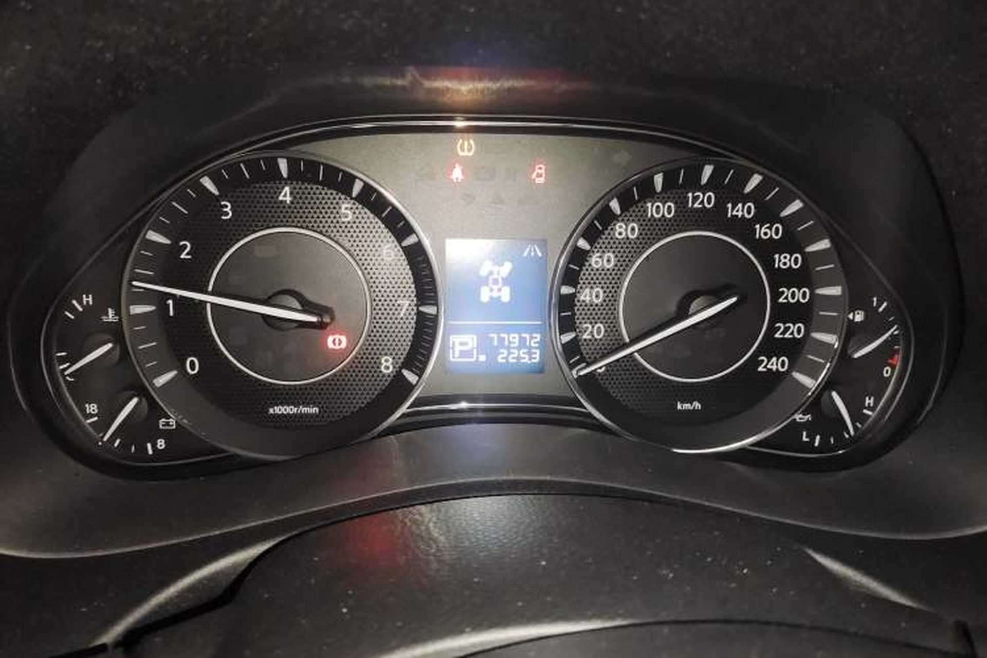 Used Nissan Patrol  Instrument Cluster