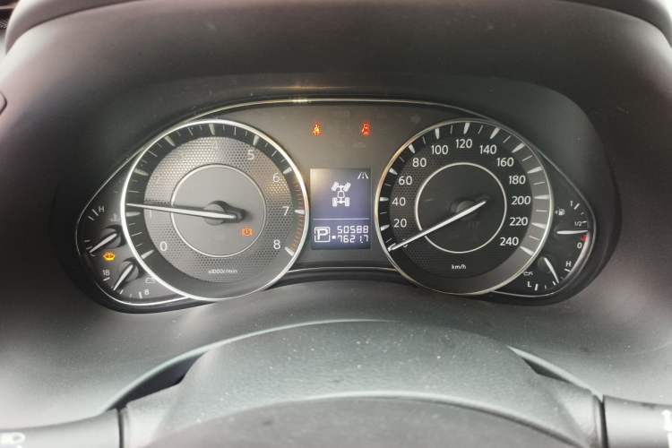 Used Nissan Patrol  Instrument Cluster