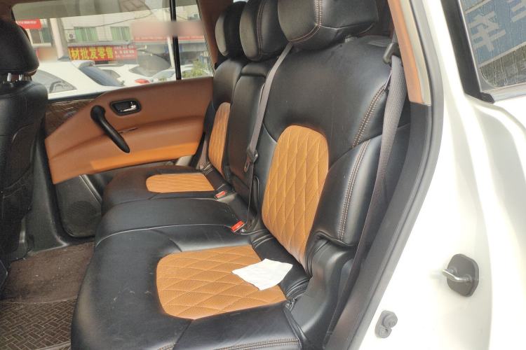 Used Nissan Patrol 2019 Y62 4.0L SE-T1 Middle East Interior 4