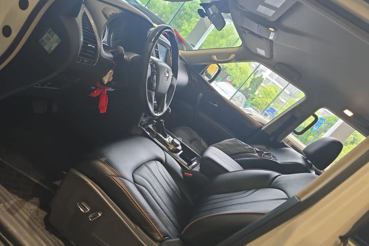 Used Nissan Patrol 2019 Y62 4.0L SE-T1 Middle East Left Front Seat