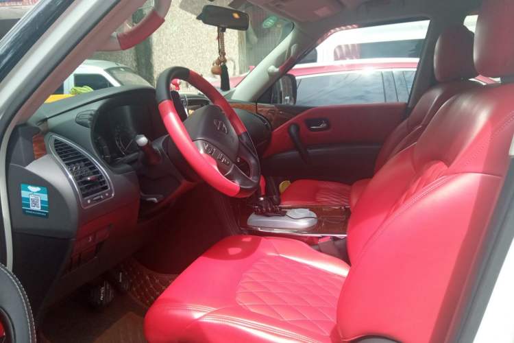 Used Nissan Patrol 2019 Y62 4.0L SE-T1 Middle East Left Front Seat