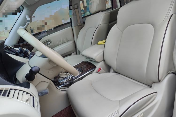 Used Nissan Patrol 2019 Y62 4.0L SE OPT with 18-inch Wheels – Middle East Left Front Seat