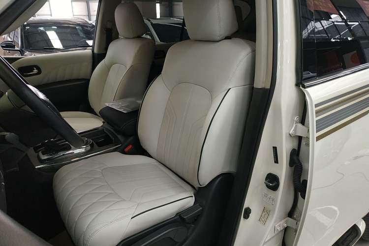 Used Nissan Patrol 2019 Y62 4.0L SE-T1 Middle East Left Front Seat