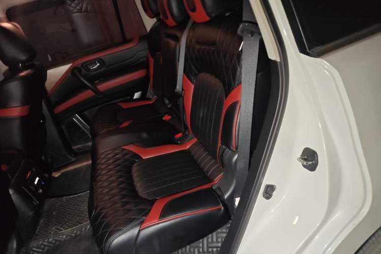 Used Nissan Patrol 2019 Y62 4.0L SE-T1 Middle East Left Rear Seat