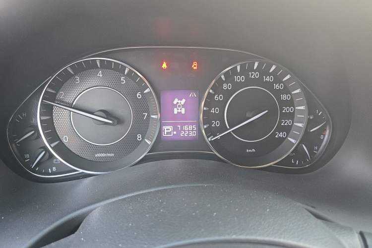 Used Nissan Patrol  Odometer Close Up