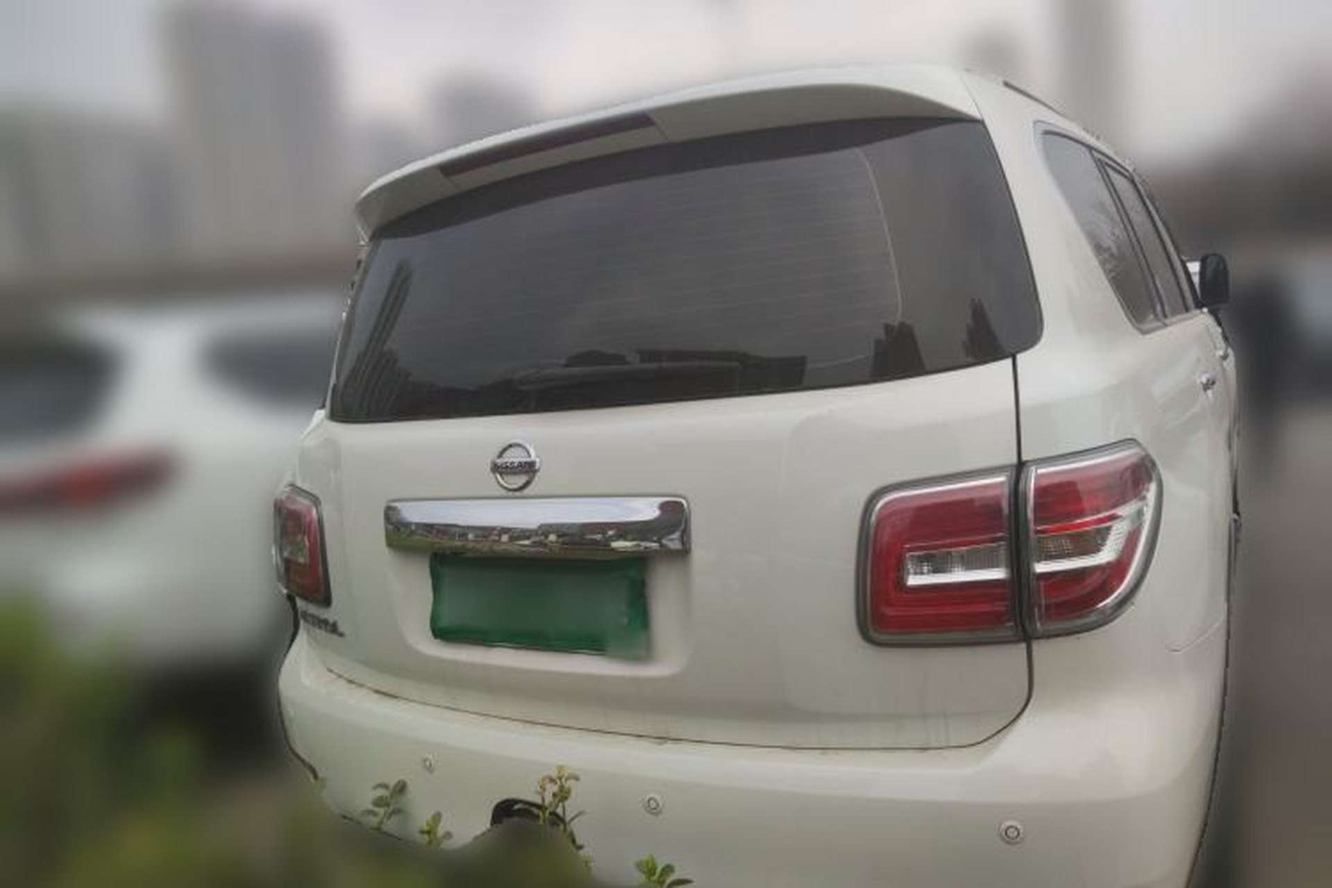 Used Nissan Patrol  Rear