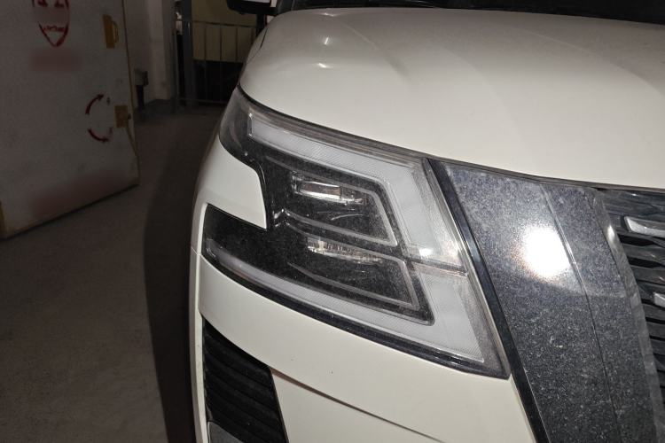 Used Nissan Patrol 2019 Y62 4.0L SE-T1 Middle East Right Front Headlight