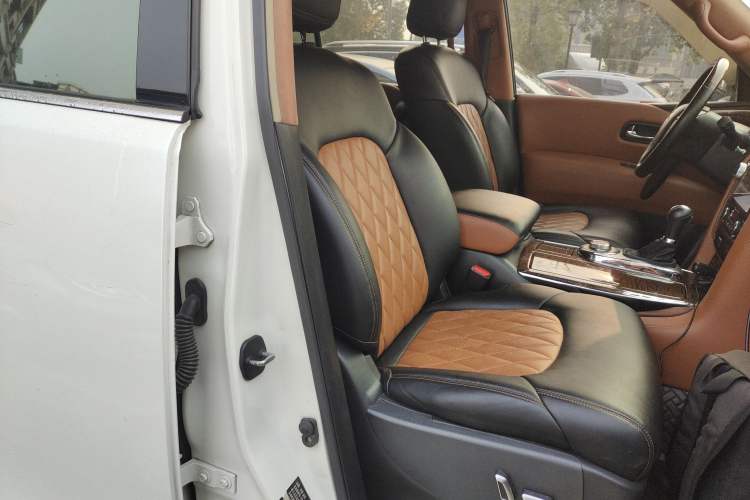 Used Nissan Patrol 2019 Y62 4.0L SE-T1 Middle East Right Front Seat
