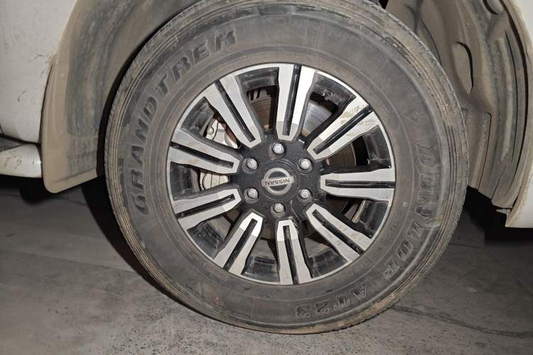 Used Nissan Patrol 2019 Y62 4.0L SE-T1 Middle East Right Front Wheel Hub