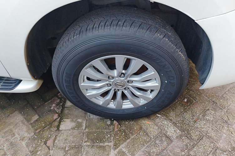 Used Nissan Patrol 2019 Y62 4.0L SE-T1 Middle East Right Front Wheel Hub