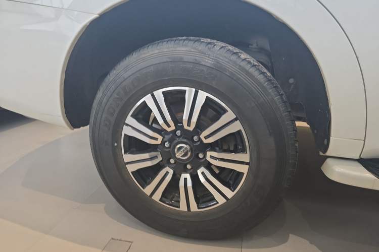 Used Nissan Patrol 2019 Y62 4.0L SE-T1 Middle East Right Rear Wheel Hub