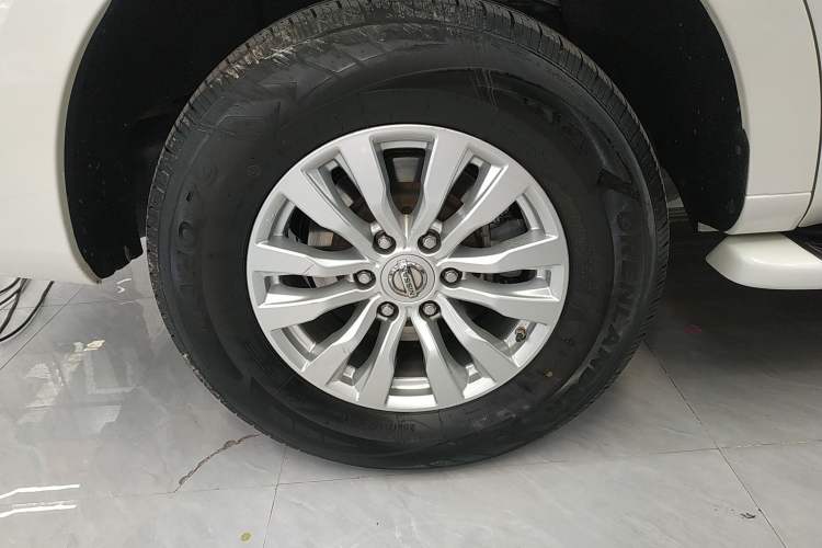 Used Nissan Patrol 2019 Y62 4.0L SE-T1 Middle East Right Rear Wheel Hub