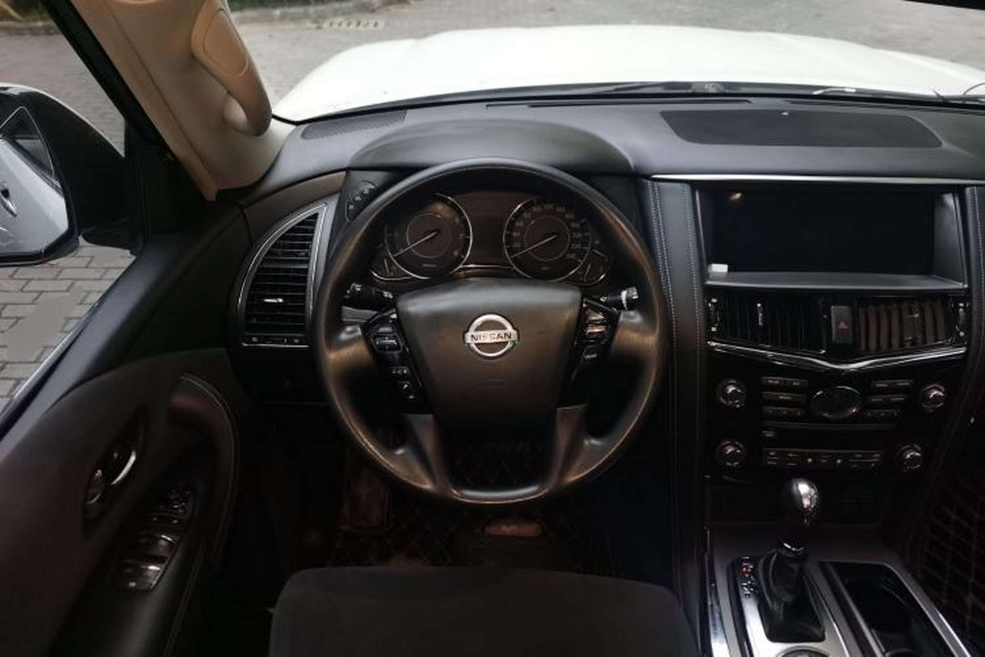 Used Nissan Patrol 2019 Y62 4.0L SE-T1 Middle East Steering Wheel