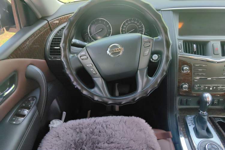 Used Nissan Patrol 2019 Y62 4.0L SE-T1 Middle East Steering Wheel