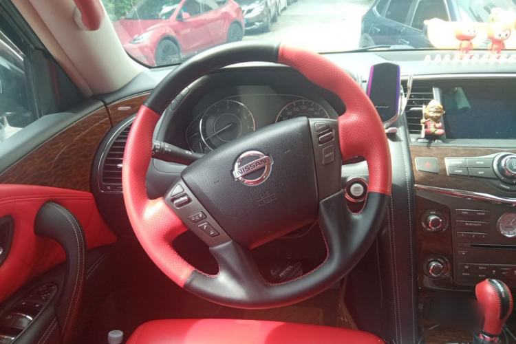 Used Nissan Patrol 2019 Y62 4.0L SE-T1 Middle East Steering Wheel