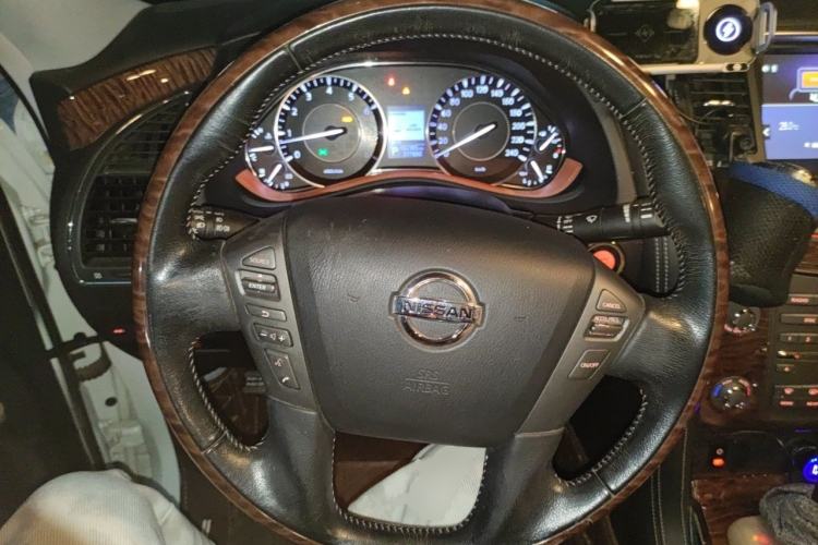 Used Nissan Patrol  Steering Wheel