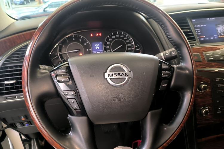 Used Nissan Patrol 2019 Y62 4.0L SE-T1 Middle East Steering Wheel
