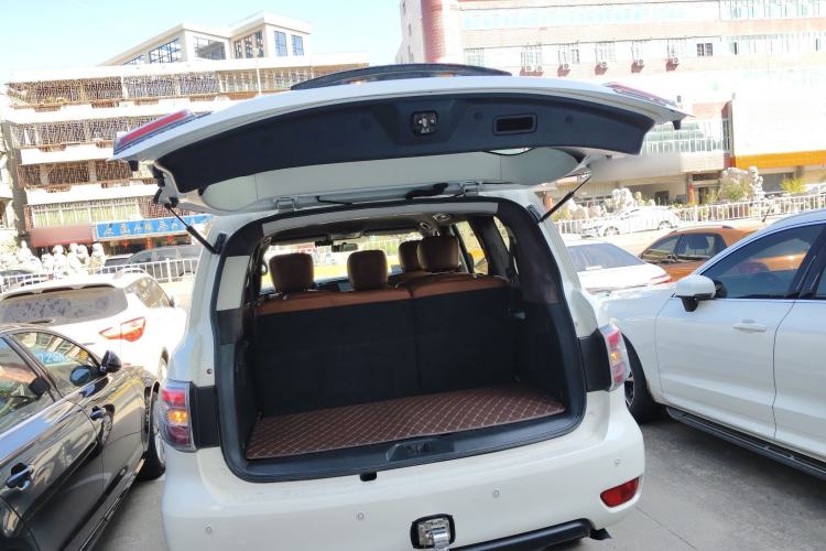 Used Nissan Patrol 2019 Y62 4.0L SE-T1 Middle East Trunk