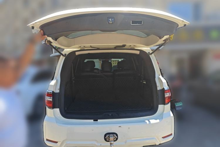 Used Nissan Patrol  Trunk
