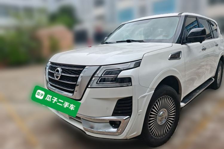Gebrauchter Nissan Patrol 2019 Nissan Patrol 4.0-liter automatic, 7-seater, parallel import Guazi used car, China used car export, Used car for sale, Used  cars, Cheapest cars for sale