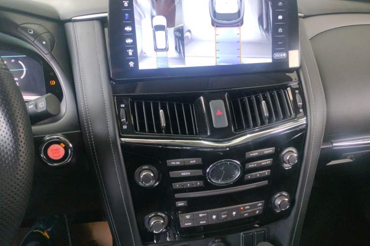 Used Nissan Patrol 2020 Y62 4.0 XE Middle East Audio And AC Panel