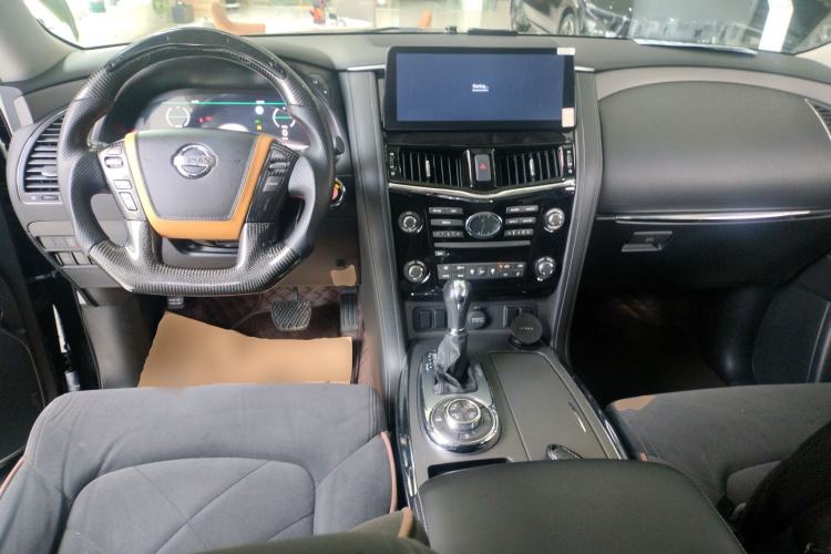 Used Nissan Patrol 2020 Y62 4.0 XE Middle East Center Console