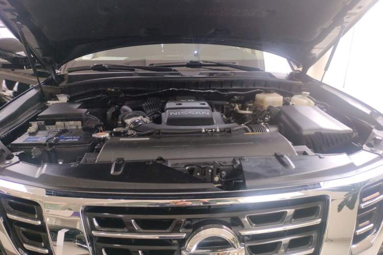 Used Nissan Patrol 2020 Y62 4.0 XE Middle East Engine Bay