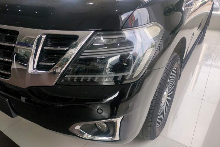 Used Nissan Patrol 2020 Y62 4.0 XE Middle East Left Front Headlight