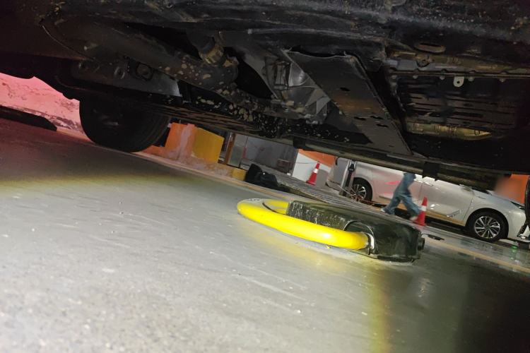 Used Nissan Patrol 2020 Y62 4.0 XE Middle East Chassis Front Right