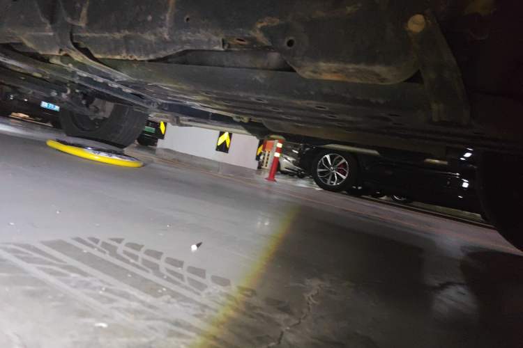 Used Nissan Patrol 2020 Y62 4.0 XE Middle East Chassis Rear Left