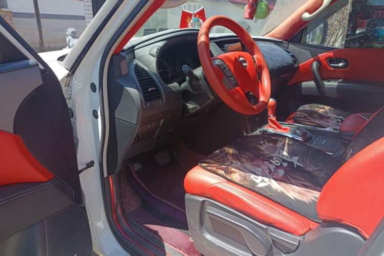 Used Nissan Patrol  Driver Seat