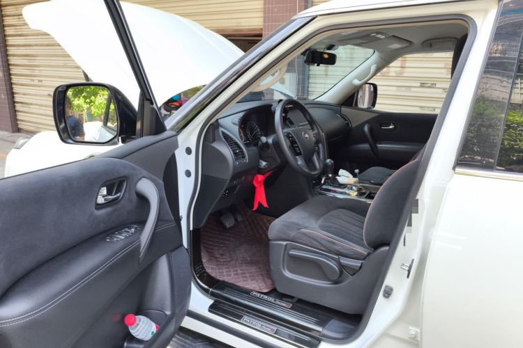 Used Nissan Patrol  Driver Seat