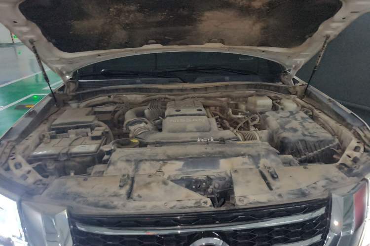 Used Nissan Patrol  Engine Bay