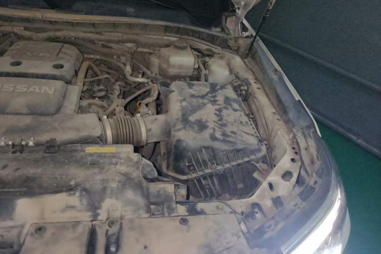 Used Nissan Patrol  Engine Bay Left