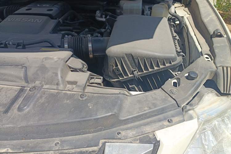 Used Nissan Patrol  Engine Bay Left