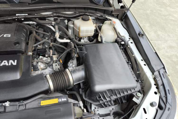 Used Nissan Patrol  Engine Bay Left