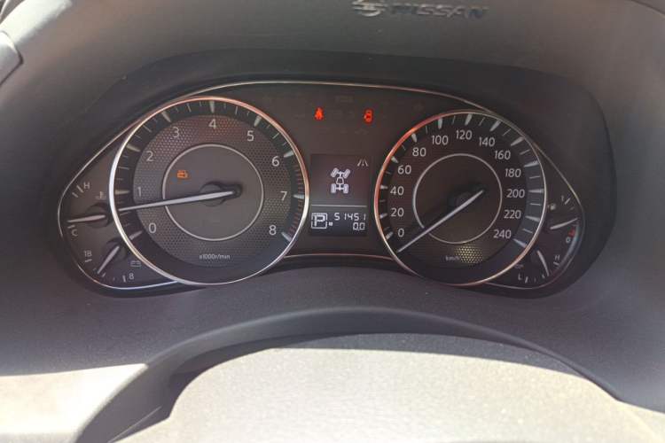 Used Nissan Patrol  Instrument Cluster