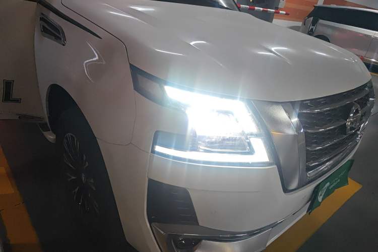 Used Nissan Patrol 2020 Y62 4.0 XE Middle East Right Front Headlight